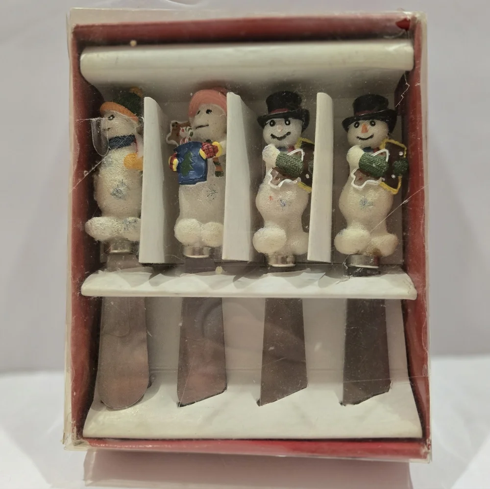 Cardinal Inc. Gourmet Cheese Spreaders Snowmens